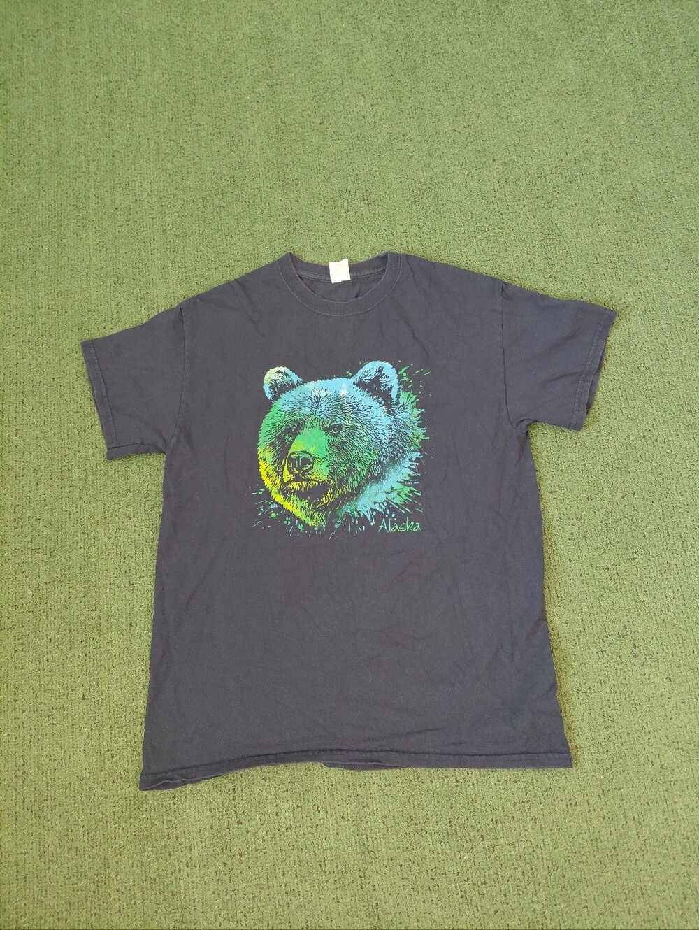 Alaska Bear Colorful Animals Navy Blue T Shirt Sz Medium